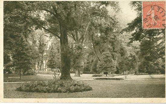 Cartes postales anciennes > CARTES POSTALES > carte postale ancienne > cartes-postales-ancienne.com Allier  Vichy