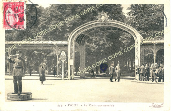 Cartes postales anciennes > CARTES POSTALES > carte postale ancienne > cartes-postales-ancienne.com Allier  Vichy