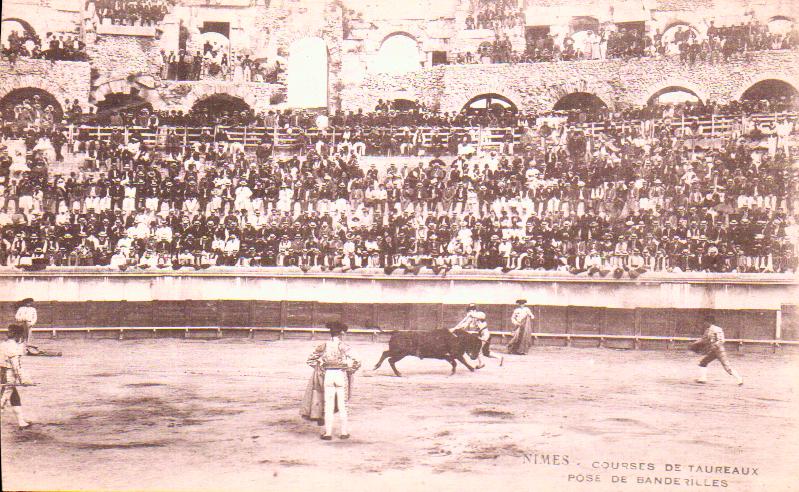 Cartes postales anciennes > CARTES POSTALES > carte postale ancienne > cartes-postales-ancienne.com Bouches du rhone  Nimes