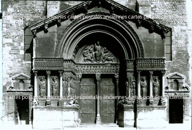 Cartes postales anciennes > CARTES POSTALES > carte postale ancienne > cartes-postales-ancienne.com Bouches du rhone  Arles