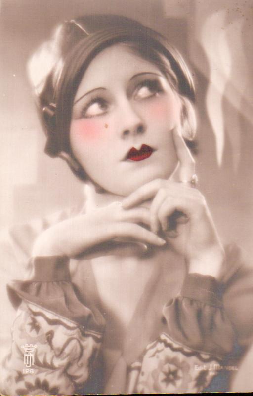 Cartes postales anciennes > CARTES POSTALES > carte postale ancienne > cartes-postales-ancienne.com Femme