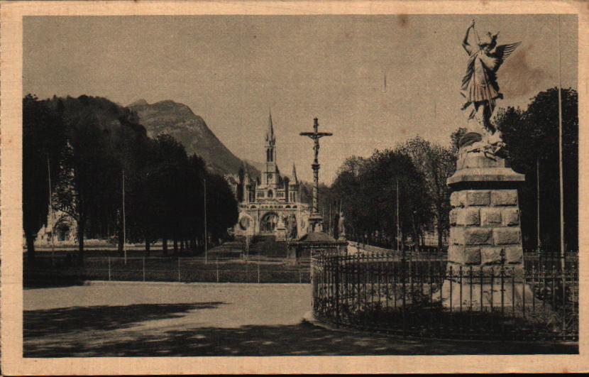 Cartes postales anciennes > CARTES POSTALES > carte postale ancienne > cartes-postales-ancienne.com Hautes pyrenees  Lourdes
