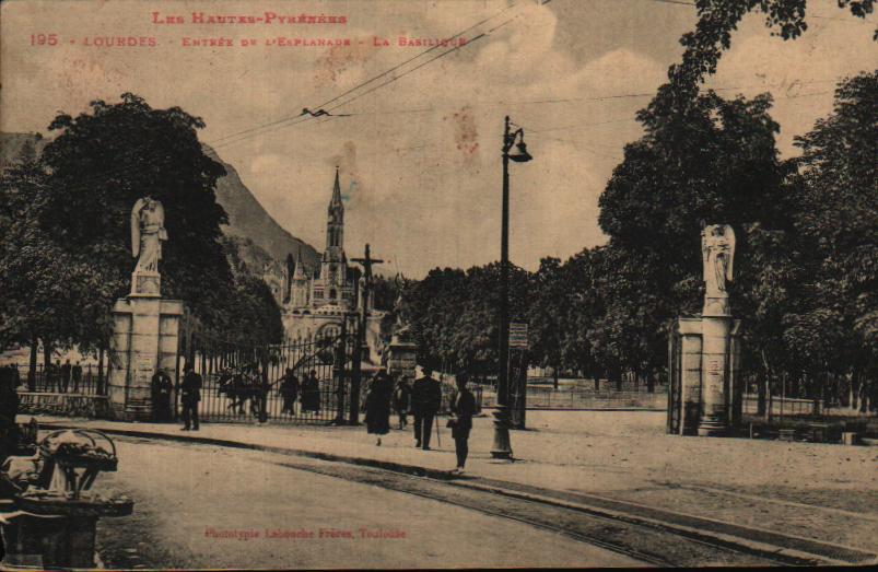Cartes postales anciennes > CARTES POSTALES > carte postale ancienne > cartes-postales-ancienne.com Hautes pyrenees  Lourdes