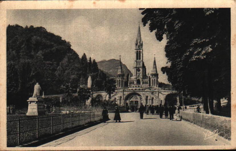 Cartes postales anciennes > CARTES POSTALES > carte postale ancienne > cartes-postales-ancienne.com Hautes pyrenees  Lourdes