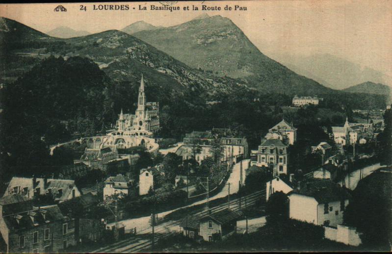 Cartes postales anciennes > CARTES POSTALES > carte postale ancienne > cartes-postales-ancienne.com Occitanie Hautes pyrenees Lourdes