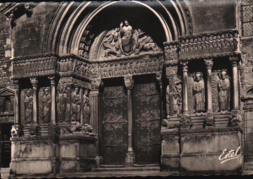 Cartes postales anciennes > CARTES POSTALES > carte postale ancienne > cartes-postales-ancienne.com Provence alpes cote d'azur Arles