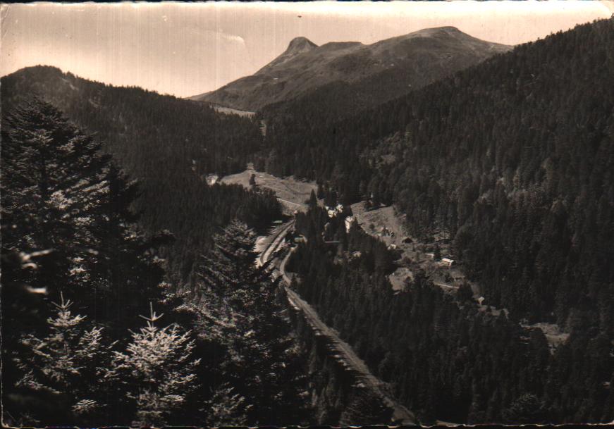 Cartes postales anciennes > CARTES POSTALES > carte postale ancienne > cartes-postales-ancienne.com Auvergne rhone alpes Cantal Laveissiere