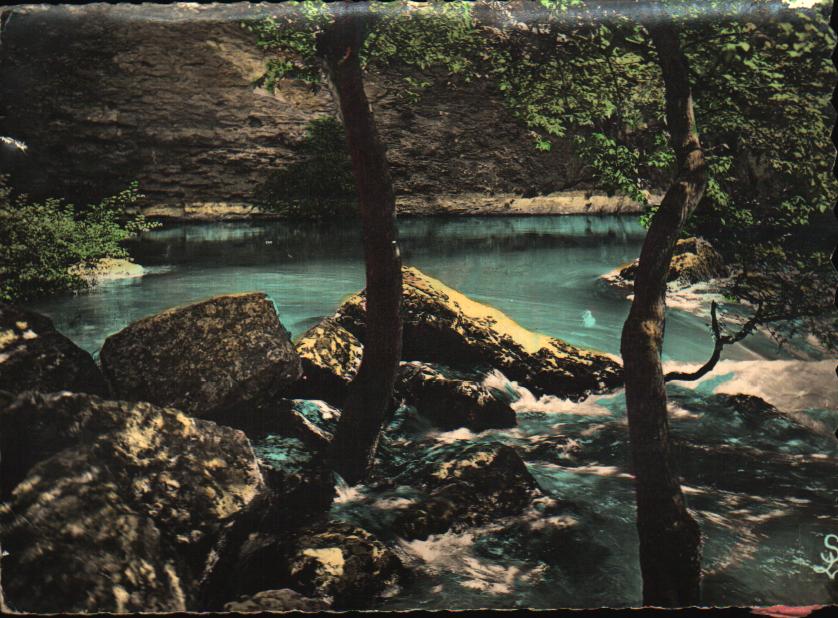 Provence alpes cote d'azur Vaucluse Fontaine De Vaucluse