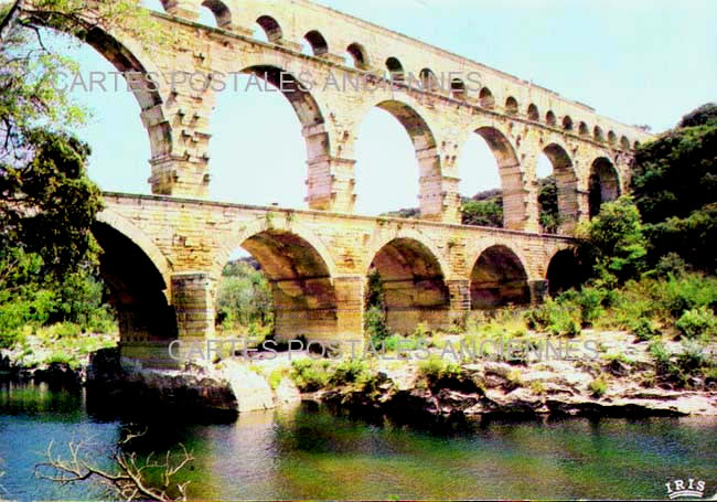 Cartes postales anciennes > CARTES POSTALES > carte postale ancienne > cartes-postales-ancienne.com Occitanie Gard Vers Pont Du Gard