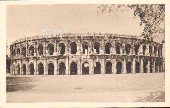 Cartes postales anciennes > CARTES POSTALES > carte postale ancienne > cartes-postales-ancienne.com Occitanie Gard Nimes