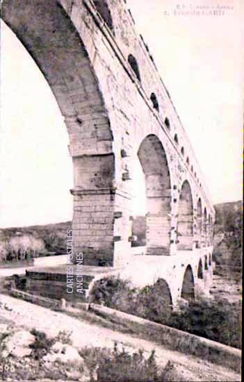 Cartes postales anciennes > CARTES POSTALES > carte postale ancienne > cartes-postales-ancienne.com Occitanie Gard Vers Pont Du Gard