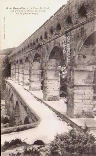 Cartes postales anciennes > CARTES POSTALES > carte postale ancienne > cartes-postales-ancienne.com Occitanie Gard Vers Pont Du Gard