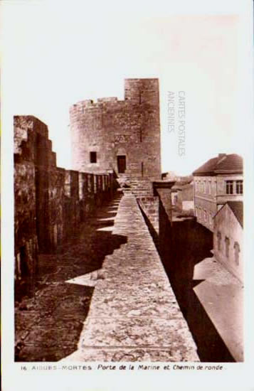 Cartes postales anciennes > CARTES POSTALES > carte postale ancienne > cartes-postales-ancienne.com Occitanie Gard Aigues Mortes