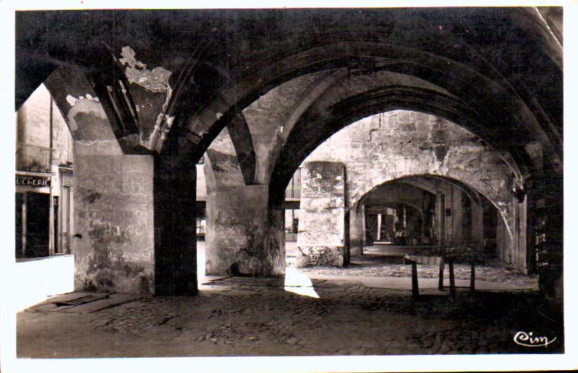Cartes postales anciennes > CARTES POSTALES > carte postale ancienne > cartes-postales-ancienne.com Gard  Uzes