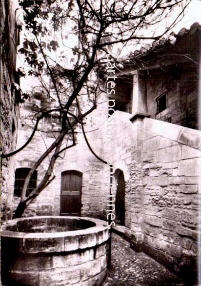 Cartes postales anciennes > CARTES POSTALES > carte postale ancienne > cartes-postales-ancienne.com Gard  Villeneuve Les Avignons