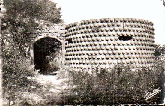 Cartes postales anciennes > CARTES POSTALES > carte postale ancienne > cartes-postales-ancienne.com Puy de dome  Volvic