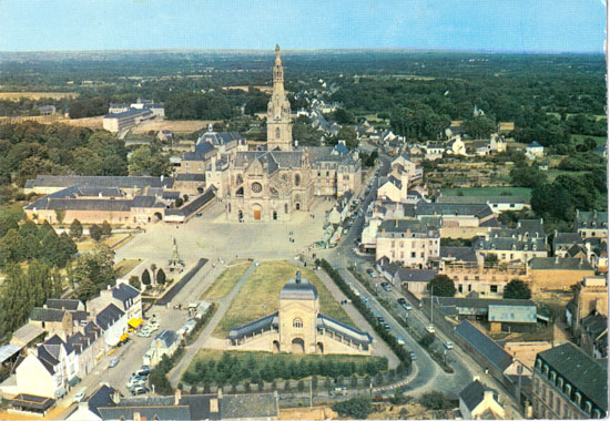 Cartes postales anciennes > CARTES POSTALES > carte postale ancienne > cartes-postales-ancienne.com Bretagne Sainte Anne d'Auray