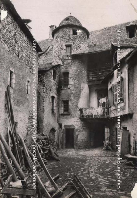 Cartes postales anciennes > CARTES POSTALES > carte postale ancienne > cartes-postales-ancienne.com Auvergne rhone alpes Puy de dome Entraigues