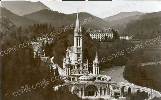 Cartes postales anciennes > CARTES POSTALES > carte postale ancienne > cartes-postales-ancienne.com Occitanie Hautes pyrenees Lourdes