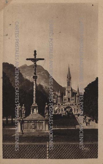 Cartes postales anciennes > CARTES POSTALES > carte postale ancienne > cartes-postales-ancienne.com Occitanie Hautes pyrenees Lourdes