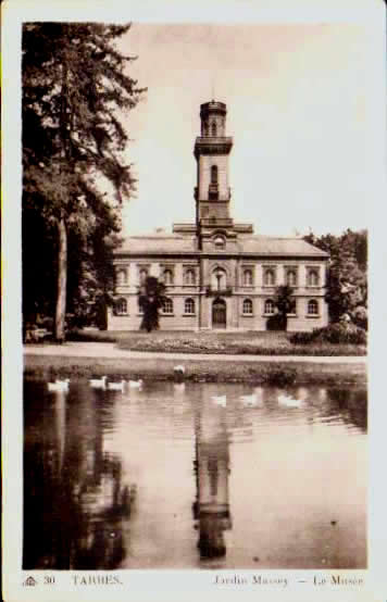 Cartes postales anciennes > CARTES POSTALES > carte postale ancienne > cartes-postales-ancienne.com Occitanie Hautes pyrenees Tarbes