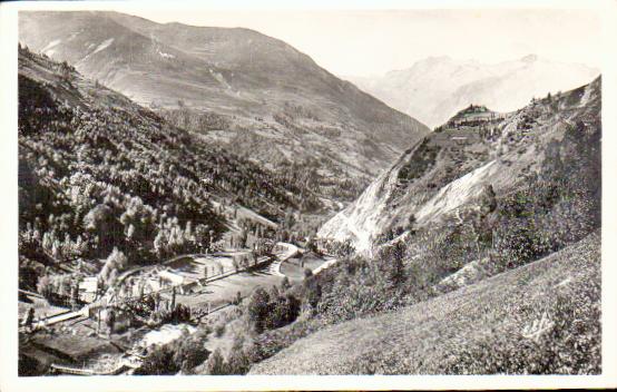 Cartes postales anciennes > CARTES POSTALES > carte postale ancienne > cartes-postales-ancienne.com Occitanie Hautes pyrenees Luz Saint Sauveur