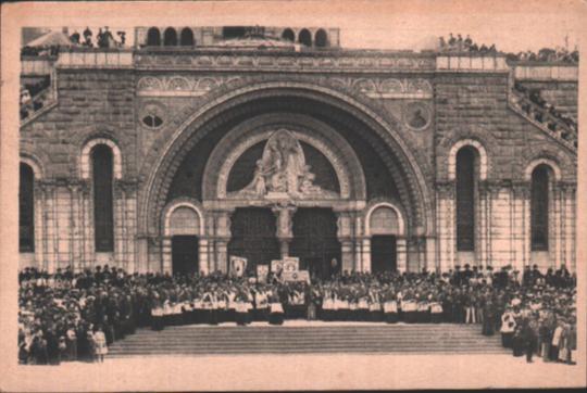 Cartes postales anciennes > CARTES POSTALES > carte postale ancienne > cartes-postales-ancienne.com Occitanie Hautes pyrenees Lourdes