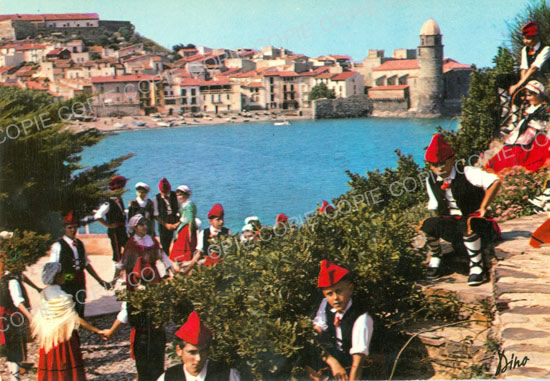 Cartes postales anciennes > CARTES POSTALES > carte postale ancienne > cartes-postales-ancienne.com Occitanie Pyrenees orientales Collioure