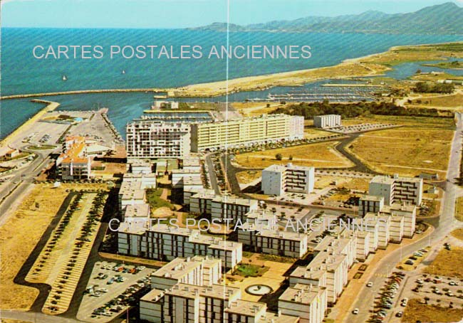 Cartes postales anciennes > CARTES POSTALES > carte postale ancienne > cartes-postales-ancienne.com Occitanie Pyrenees orientales Saint Cyprien Plage