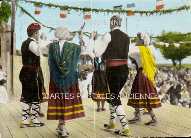 Cartes postales anciennes > CARTES POSTALES > carte postale ancienne > cartes-postales-ancienne.com Occitanie Pyrenees orientales Rivesaltes