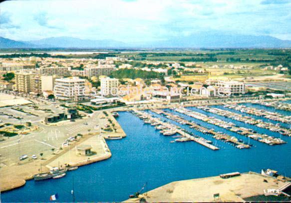 Cartes postales anciennes > CARTES POSTALES > carte postale ancienne > cartes-postales-ancienne.com Occitanie Pyrenees orientales Canet Plage