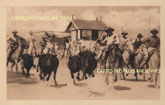 Cartes postales anciennes > CARTES POSTALES > carte postale ancienne > cartes-postales-ancienne.com Bouches du rhone  Arles