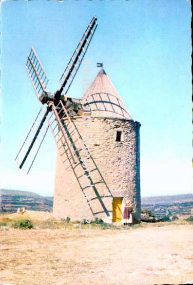 Cartes postales anciennes > CARTES POSTALES > carte postale ancienne > cartes-postales-ancienne.com Bouches du rhone  Fontvieille