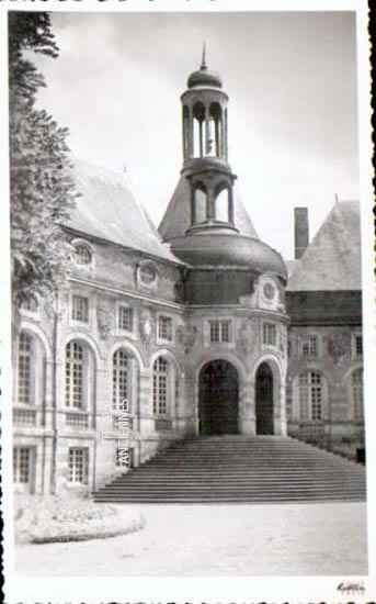 Cartes postales anciennes > CARTES POSTALES > carte postale ancienne > cartes-postales-ancienne.com Yonne  Saint Fargeau