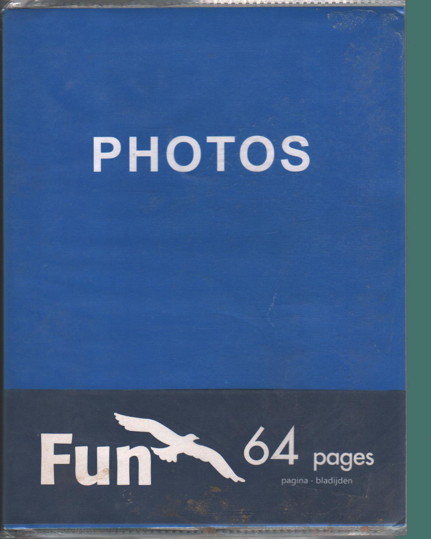Empty photo album