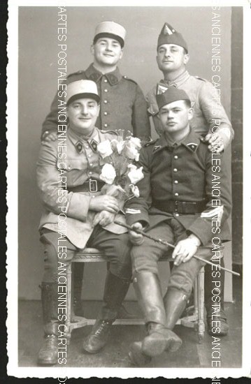 Cartes postales anciennes > CARTES POSTALES > carte postale ancienne > cartes-postales-ancienne.com Militaire Photos militaire