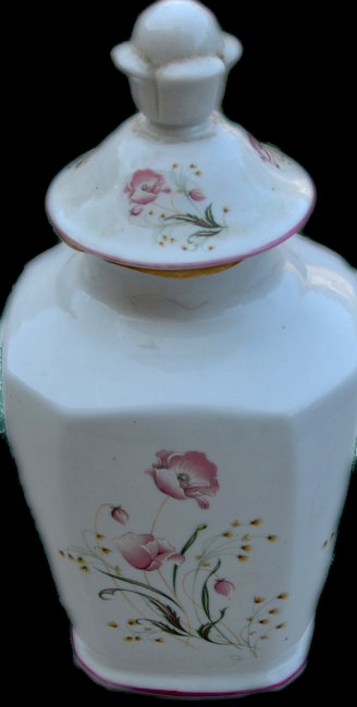 Porcelain objects