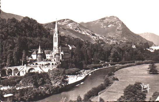 Cartes postales anciennes > CARTES POSTALES > carte postale ancienne > cartes-postales-ancienne.com Occitanie Lourdes
