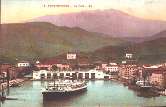 Cartes postales anciennes > CARTES POSTALES > carte postale ancienne > cartes-postales-ancienne.com Occitanie Pyrenees orientales Port Vendres