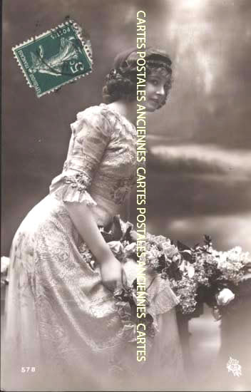 Cartes postales anciennes > CARTES POSTALES > carte postale ancienne > cartes-postales-ancienne.com Femme
