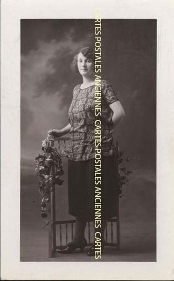 Cartes postales anciennes > CARTES POSTALES > carte postale ancienne > cartes-postales-ancienne.com Femme