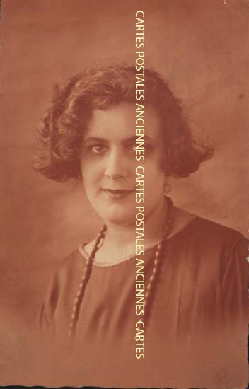 Cartes postales anciennes > CARTES POSTALES > carte postale ancienne > cartes-postales-ancienne.com Femme