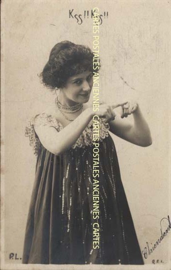 Cartes postales anciennes > CARTES POSTALES > carte postale ancienne > cartes-postales-ancienne.com Femme
