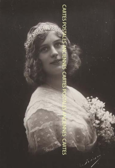 Cartes postales anciennes > CARTES POSTALES > carte postale ancienne > cartes-postales-ancienne.com Femme