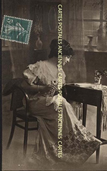 Cartes postales anciennes > CARTES POSTALES > carte postale ancienne > cartes-postales-ancienne.com Femme