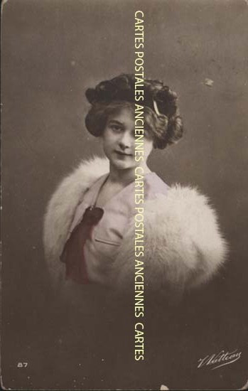 Cartes postales anciennes > CARTES POSTALES > carte postale ancienne > cartes-postales-ancienne.com Femme