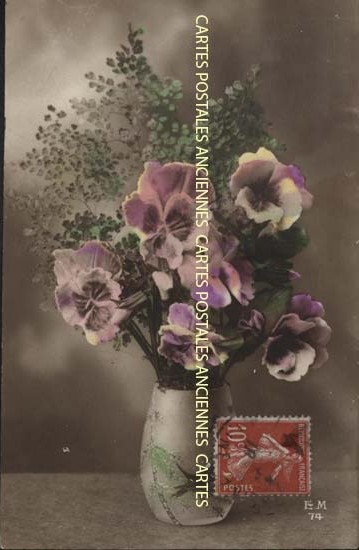Cartes postales anciennes > CARTES POSTALES > carte postale ancienne > cartes-postales-ancienne.com Fleurs avec vase