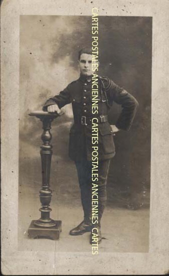 Cartes postales anciennes > CARTES POSTALES > carte postale ancienne > cartes-postales-ancienne.com Militaire Photos militaire