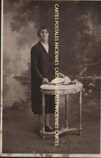 Cartes postales anciennes > CARTES POSTALES > carte postale ancienne > cartes-postales-ancienne.com Femmes photo