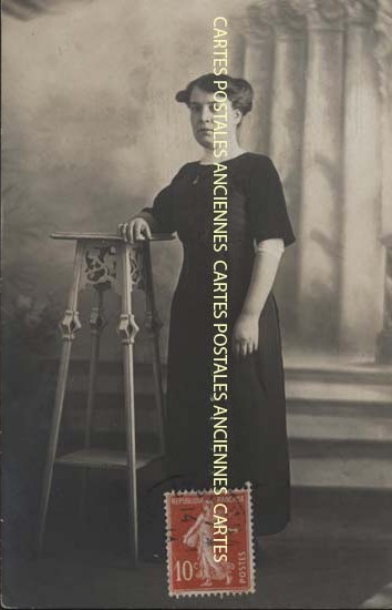 Cartes postales anciennes > CARTES POSTALES > carte postale ancienne > cartes-postales-ancienne.com Femmes photo